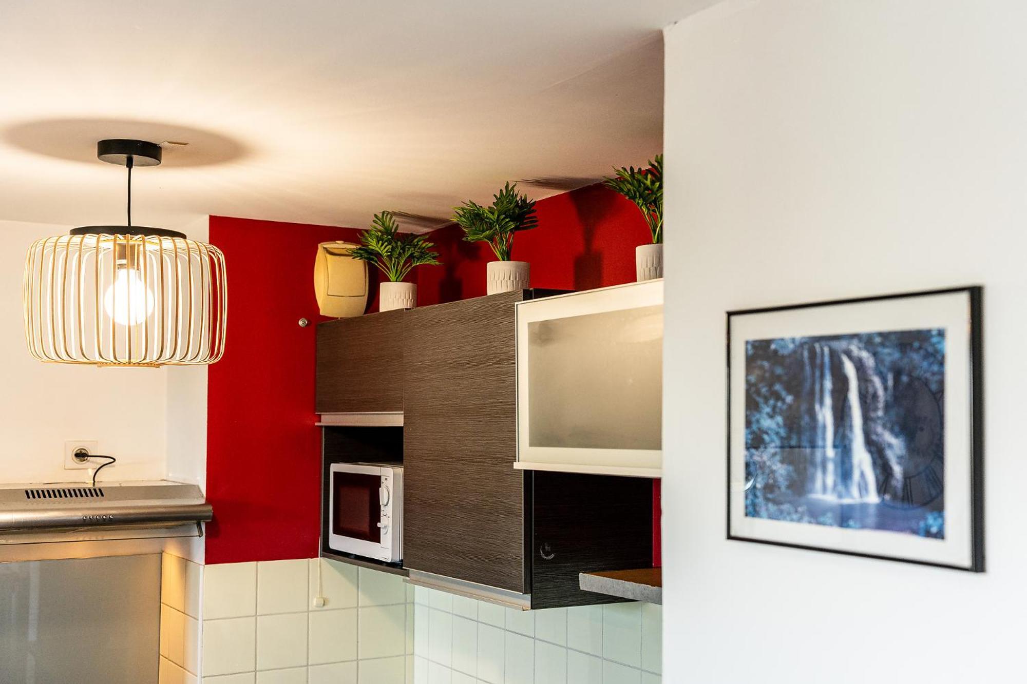 Arrivee Autonome - Parking Interieur - Netflix Appartement Saint-Denis Buitenkant foto